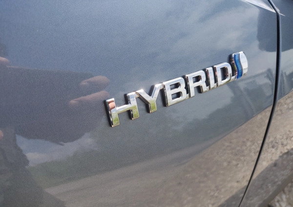 Toyota C-HR cena 89900 przebieg: 33000, rok produkcji 2020 z Ostrołęka małe 667